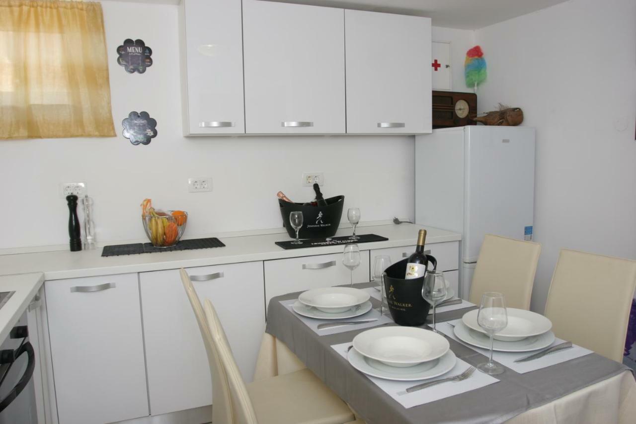 Ferienwohnung Sara Cosmo Split Exterior foto