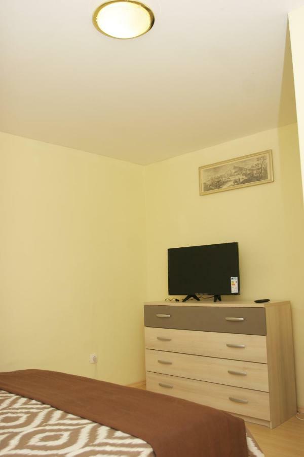Ferienwohnung Sara Cosmo Split Exterior foto