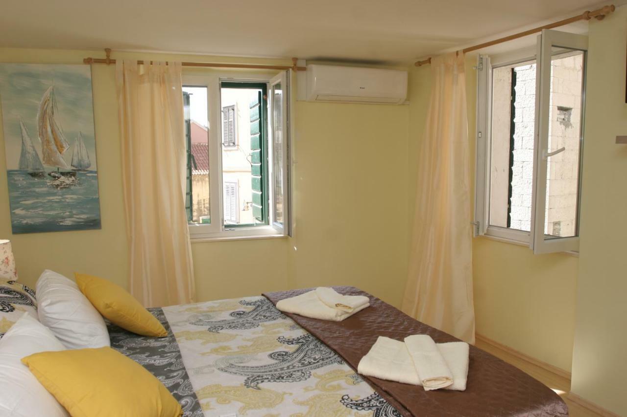Ferienwohnung Sara Cosmo Split Exterior foto